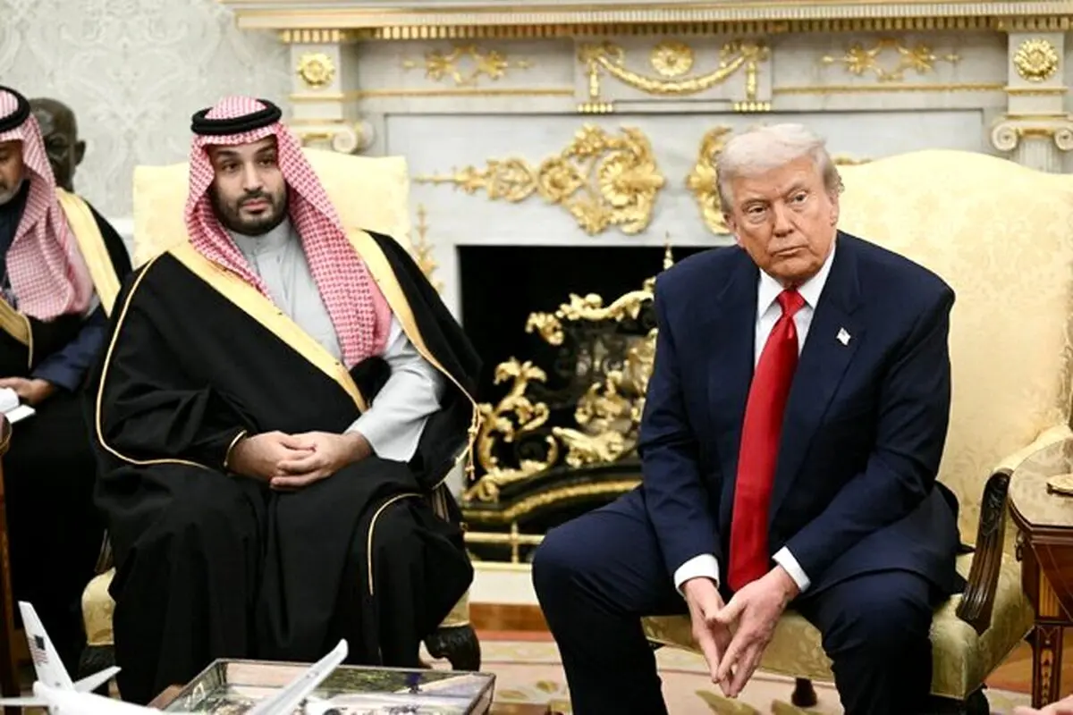 فیلمی از رفتار توجه برانگیز بن سلمان همزمان با سخنرانی ترامپ درباره ایران
