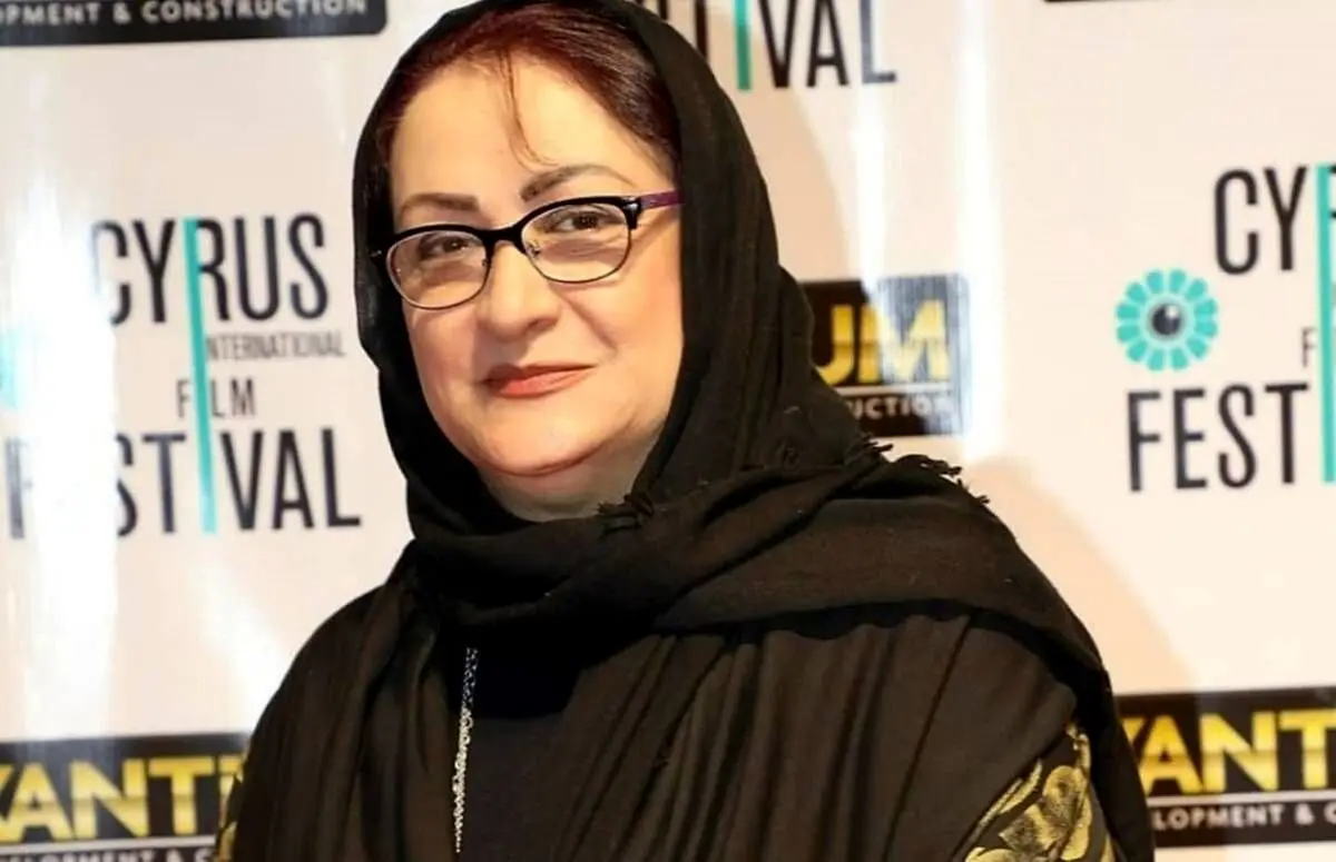 خاطره جنجالی مریم امیرجلالی از دوران کارمندی اش | بچه‌ام را لای کلاسور قایم کردم!