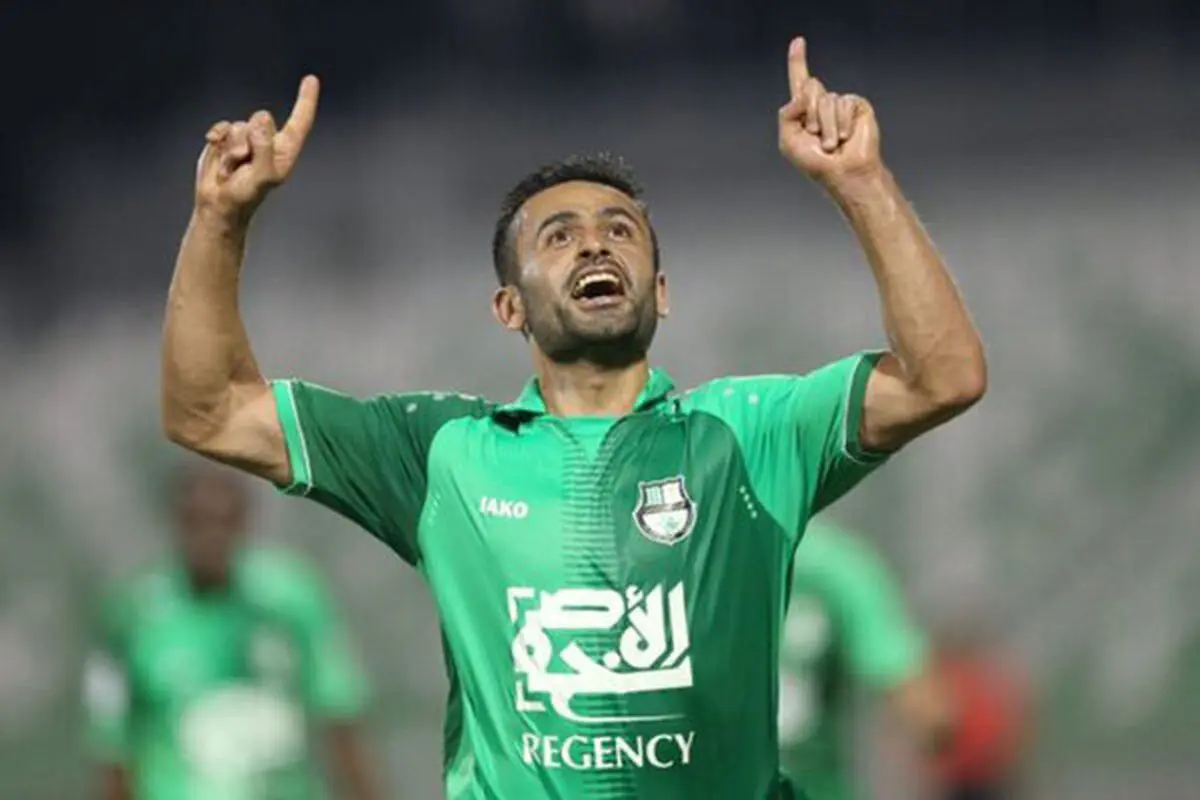 هافبک استقلال در قطر می‌ماند