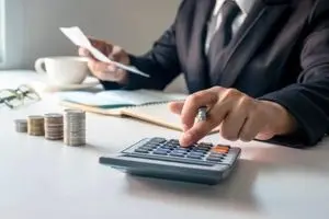 وام فرهنگیان ۱۴۰۴ بدون ضامن | آغاز ثبتنام وام ۱۰۰ میلیونی با سود ۴ درصد از امروز