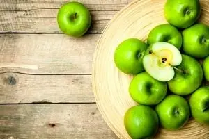 ماسک سیب برای خانم هایی که پوست صاف میخوان + روش تهیه
