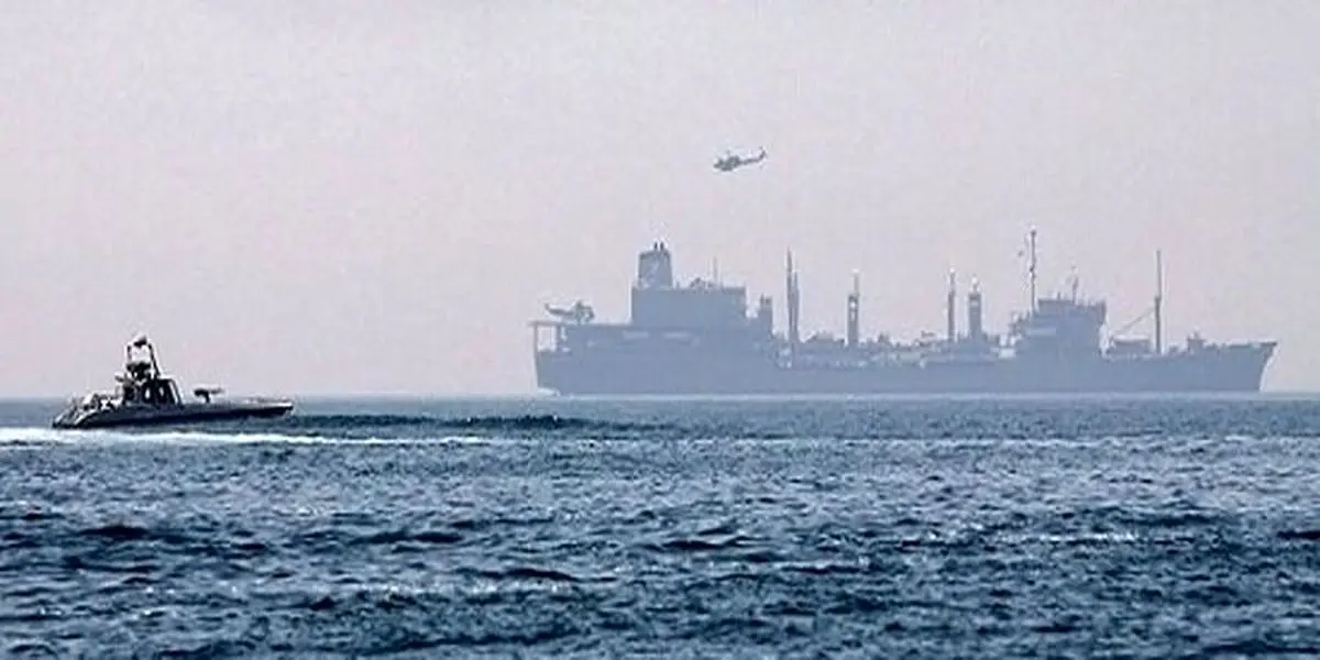 شناور ارتش آتش گرفت