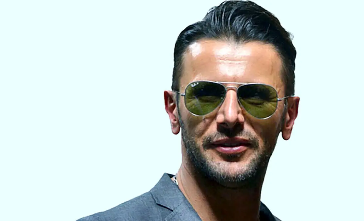 کوری خوانی امین حیایی با اقای ورزشکار | امین حیایی آبروی خود را برد.