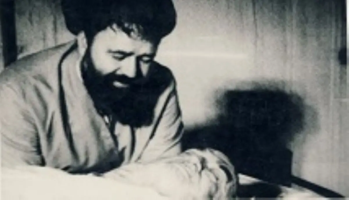 ناگفته‌های بیماری و رحلت امام خمینی/ دلیل تأخیر در خاک‌سپاری امام چه بود؟