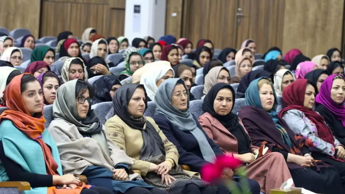 ایران نمایندگان زن مجلس افغانستان را فراری داد!