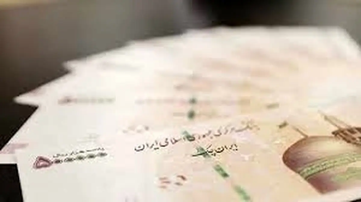 کارمندان منتظر افزایش حقوق باشند؟| حقوق کارمندان چقدر زیاد می شود