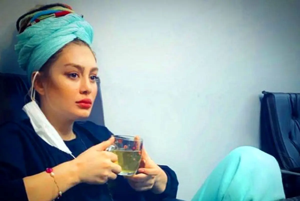 عکس سحر قریشی با هوادارش