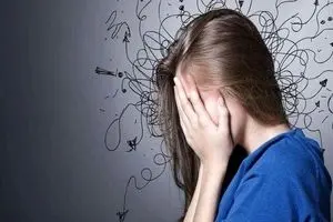 اگر شما هم فکر و خیال زیاد دارید بخوانید | ترفند های موثر برای درمان نشخوار فکری