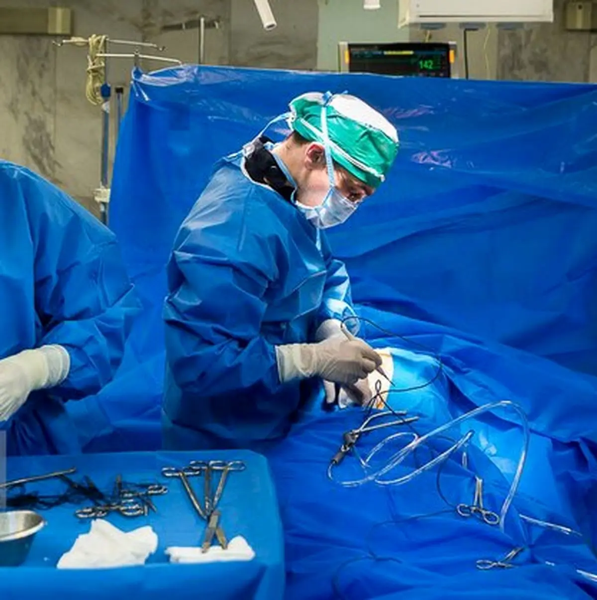 خانم معلم نجات آفرین شد | داستان فداکاری یک معلم مشهدی