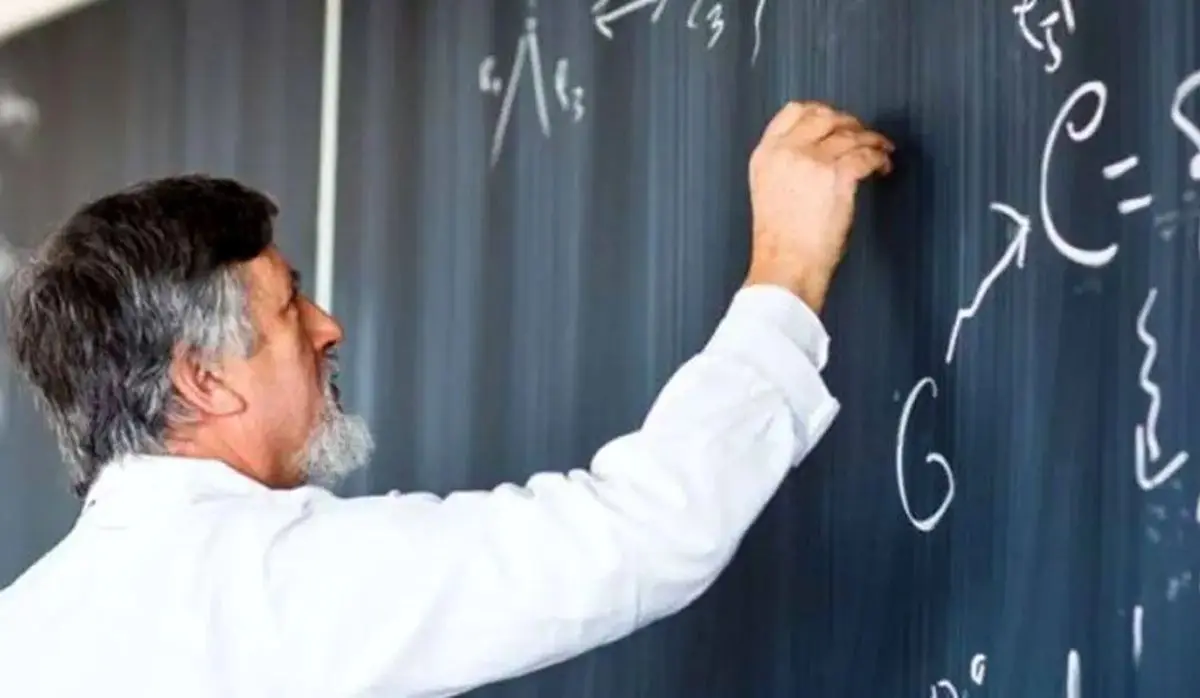 واریز پاداش شگفت انگیز به علاوه حقوق فرهنگیان | فرهنگیان این اسفند 2 بار حقوق می گیرند