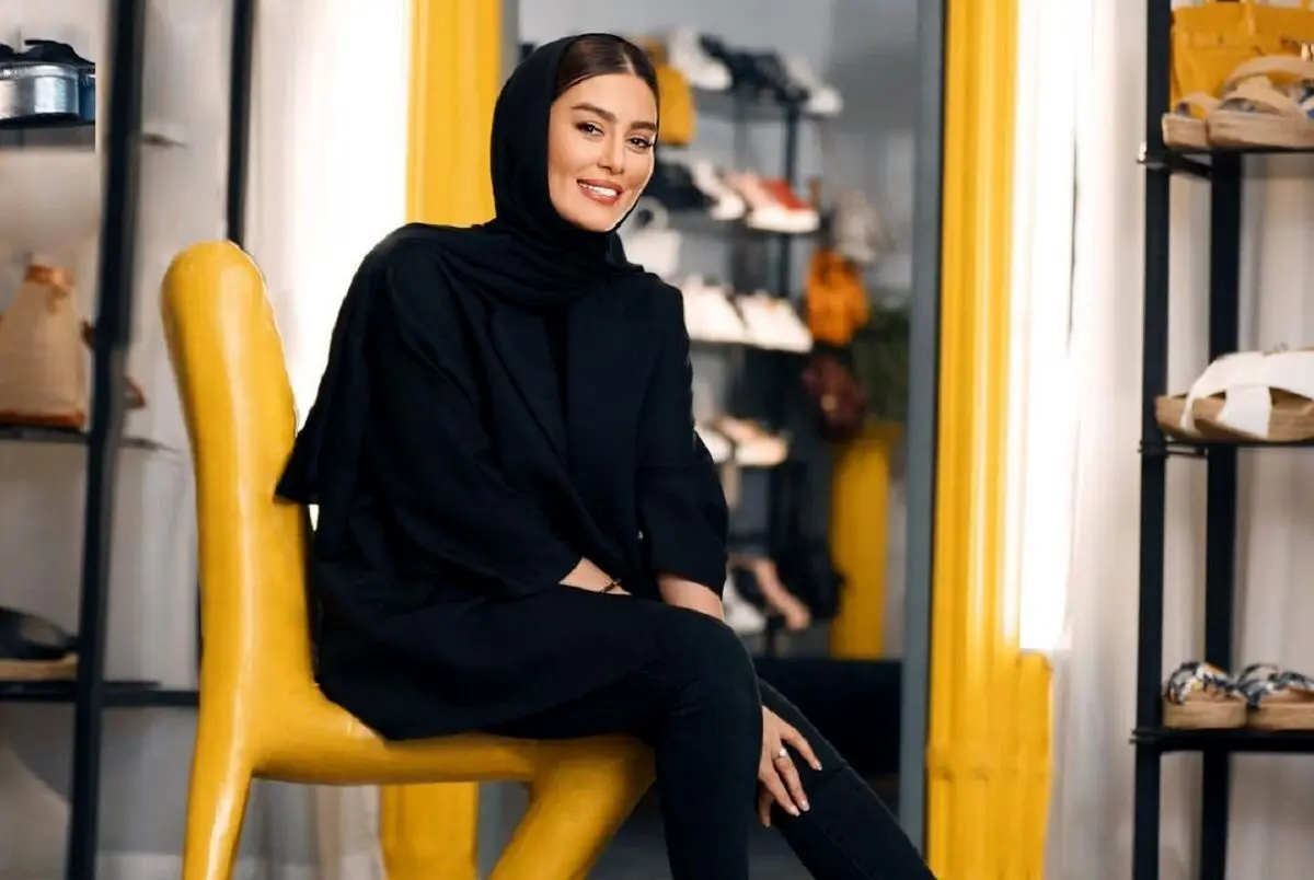 عکس سحر قریشی در کفش فروشی لاکچری و مدرن!